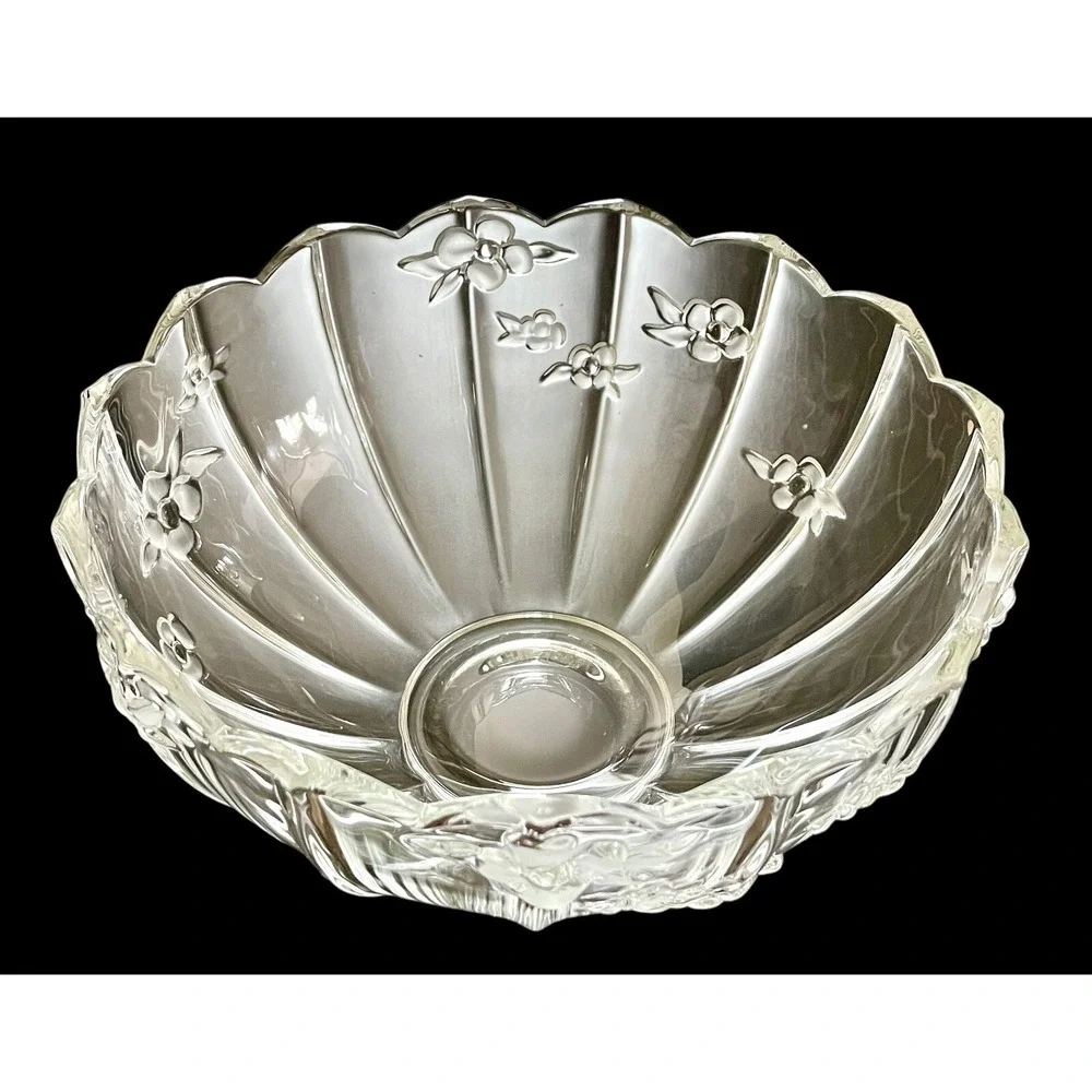 Vintage Mikasa Crystal Hostess Bowl 10.5" Round Clear Optic Embossed Flowers EUC - Picture 2 of 7